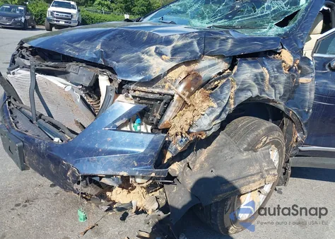 2017 Cadillac Xt5 z USA, uszkodzony, nr VIN 1GYKNARS0HZ152270